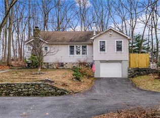 79 Locust Ave, Cortlandt Manor, NY 10547
