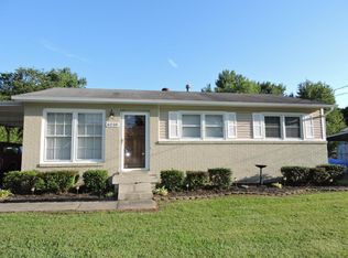 6110 Theiler Ln, Louisville, KY 40229