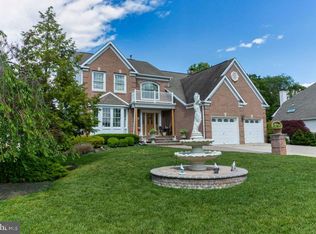 273 Amberfield Dr, Mount Laurel, NJ 08054