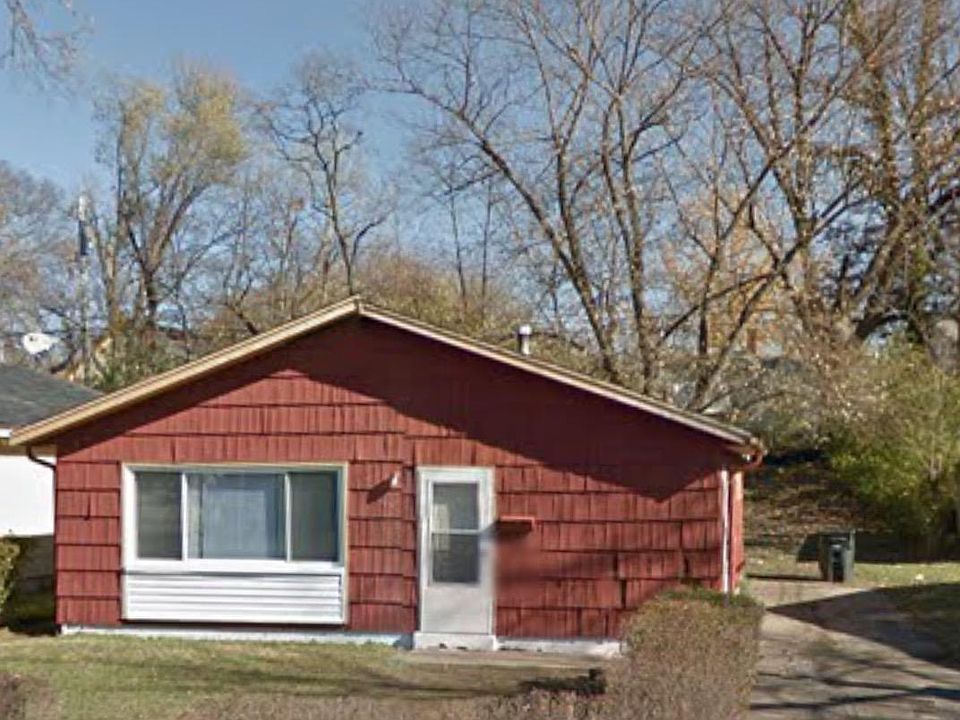 1st image of 2106 Piccadilly Ave