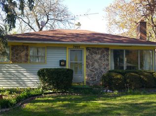 2404 Fremont St, Rolling Meadows, IL 60008