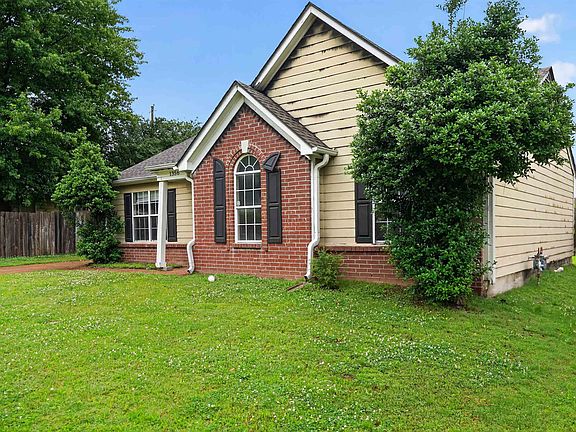 5th image of 1356 Lagrange Downs Rd