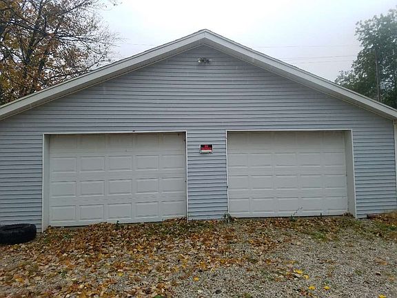 4th image of 807 E Meadow St