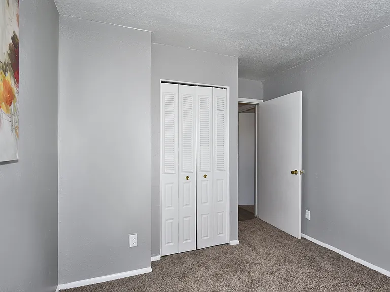 Summerstone Duplexes — Photo 43