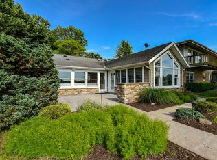 51217 Maplewood Dr, Elkhart, IN 46514