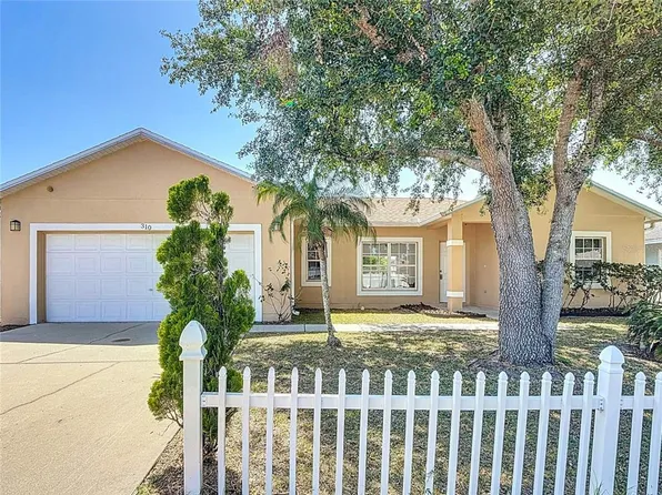 310 Cornwallis Ct, Kissimmee, FL 34758