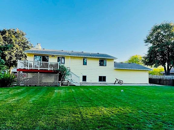 4th image of 710 Sharpe Dr