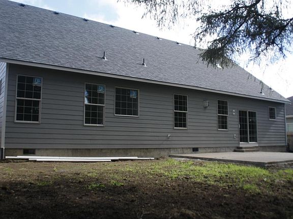 4th image of 2710 NE 45th St