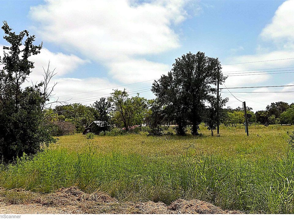 1st image of 7121 Bray Dr
