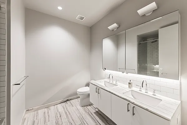 Rented by Douglas Elliman | media 15