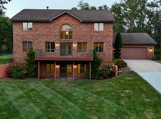 3949 Spaulding Orchard Rd, Springfield, IL 62711