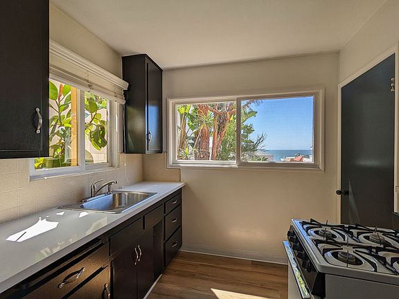 2nd image of 2307 Crest Dr #2307