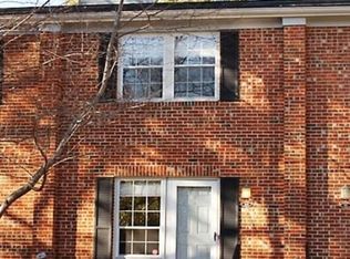 109 Friar Ln, Carrboro, NC 27510