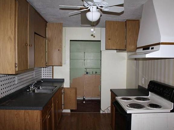 3rd image of 10402 Stelling Dr
