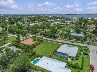 12271 McGregor Blvd, Fort Myers, FL 33919