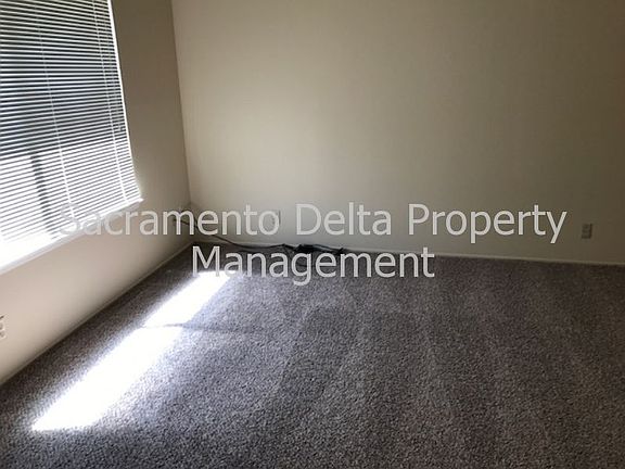 2nd image of 6804 Harlequin Way