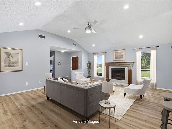 2nd image of 1017 Spicewood Dr