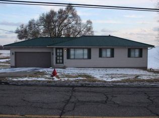 9704 County Road 10, Adena, OH 43901