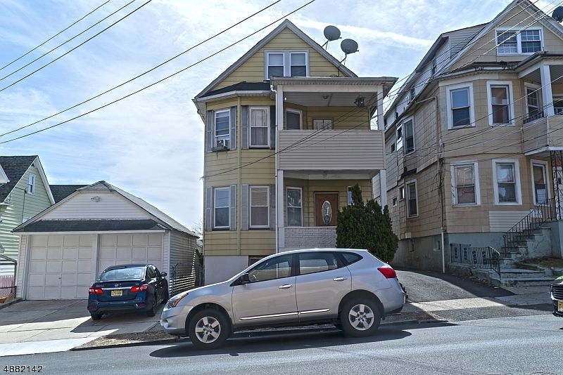 1st image of 88 Genessee Ave APT 1