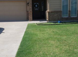 8008 SW Powell Ct, Lawton, OK 73505