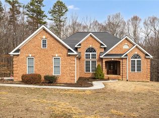 1949 Helmstetler Rd, Lexington, NC 27295