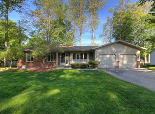 7143 Tory Dr, Hudsonville, MI 49426