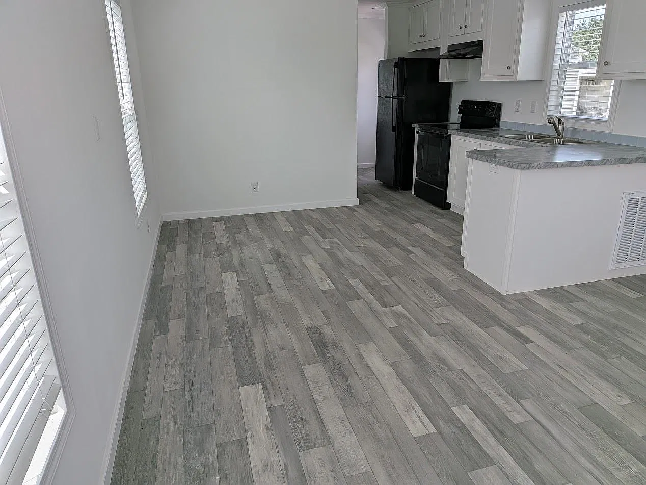 1 bed, 1.0 bath, $1,099 — Photo 2