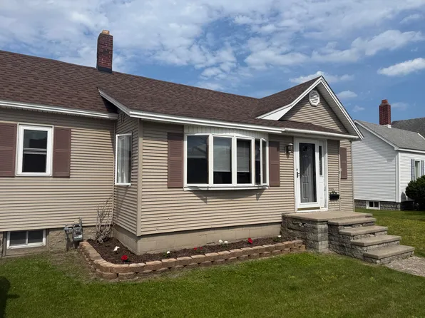 1115 River St, Alpena, MI 49707