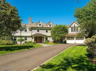 27 Leeward Ln, Riverside, CT 06878