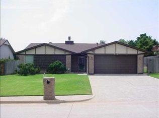 336 E Meade Dr, Yukon, OK 73099