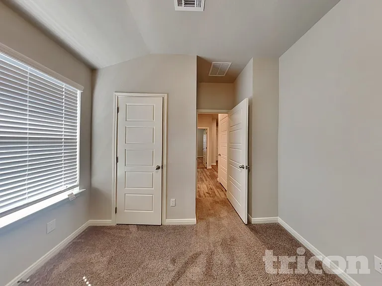 13643 Emerson Way — Photo 10