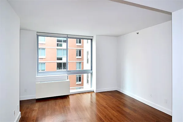 Rented by Waterton Residential New York | media 11