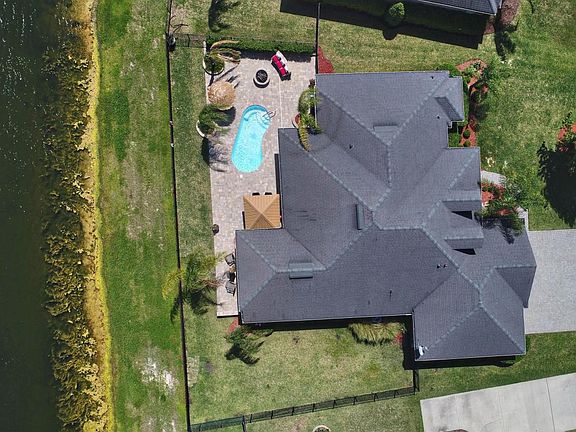 2nd image of 1724 N Cappero Dr