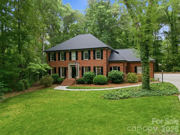 1526 Chadmore Ln NW, Concord, NC 28027