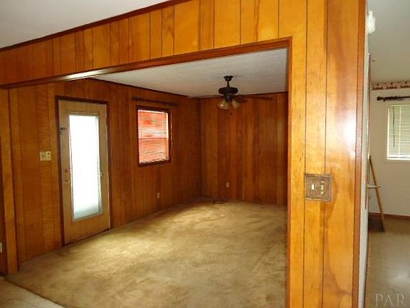 3rd image of 602 N 79th Ave