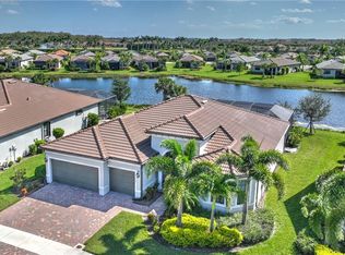 11753 Bowes Cir, Fort Myers, FL 33913