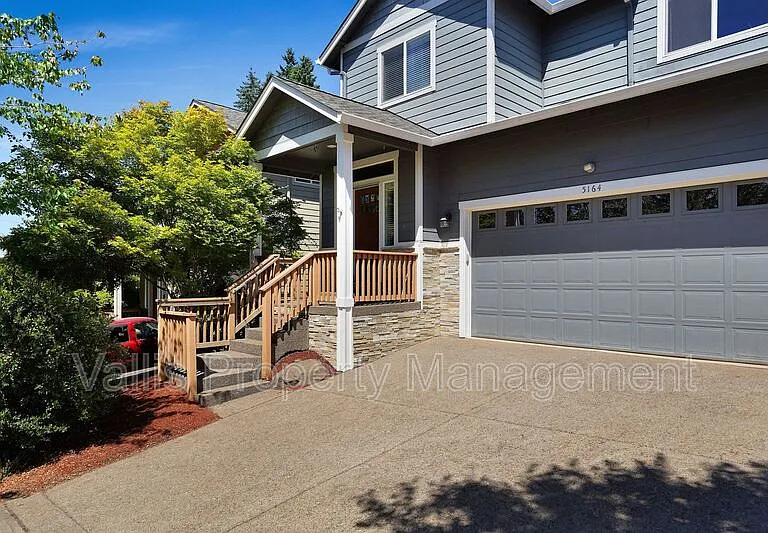 5164 Andresen St SE — Photo 5