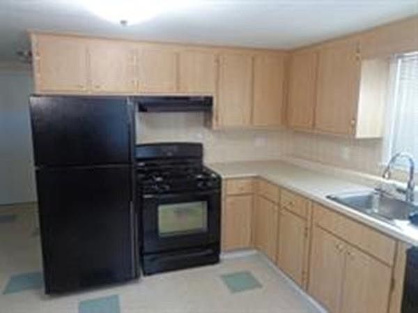 1st image of 27 Belle Isle Ave #2