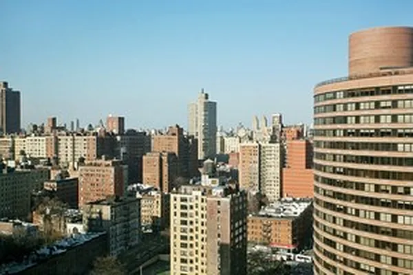 Rented by Corcoran | media 25