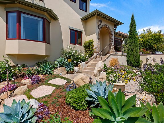 3rd image of 515 Conejo Rd