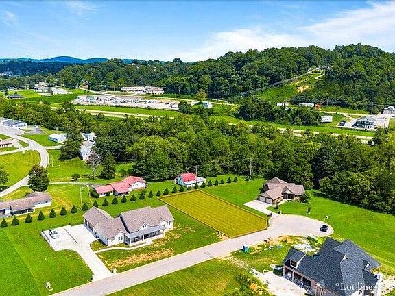 2nd image of Grandview Ln