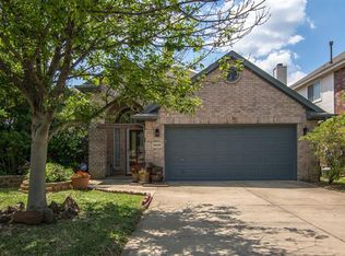 3605 Blue Spruce Dr, Euless, TX 76040