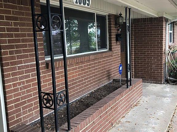 4th image of 1809 Austin Dr