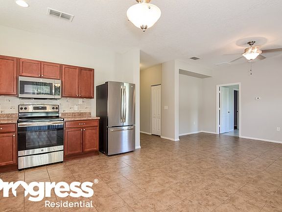 4th image of 1307 Canyon Oaks Dr