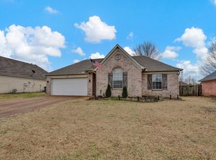 50 Spring Valley Dr, Oakland, TN 38060
