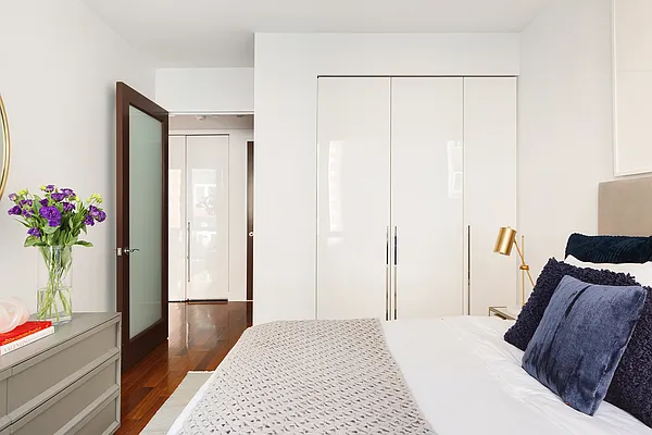 Sold by Compass | media 8