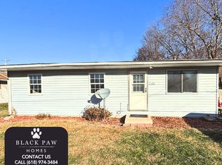 107 Vine St, Moro, IL