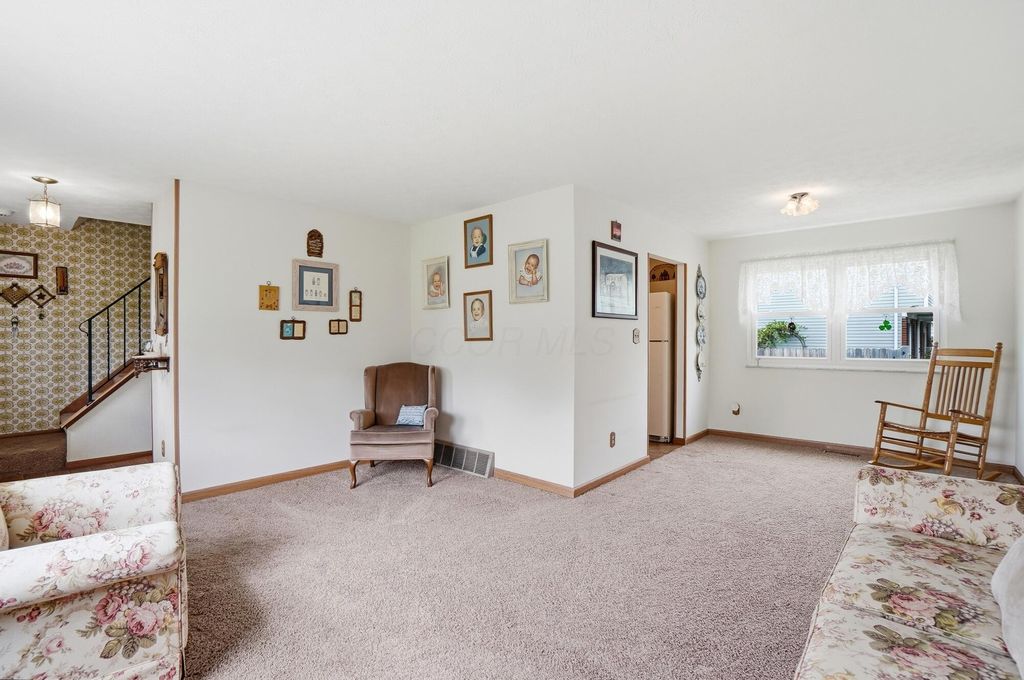1750 Flinthill Dr, Columbus, OH - More