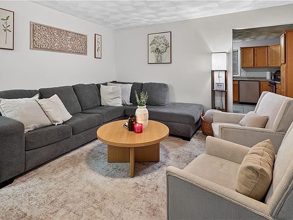 5th image of 87 N Bend St Unit 9