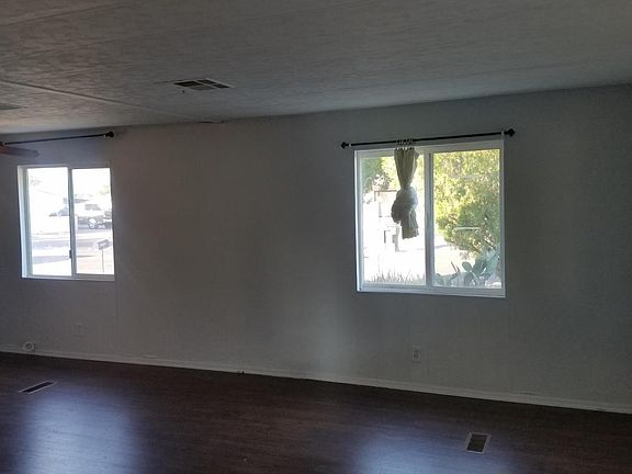 2nd image of 1137 S Palo Verde St